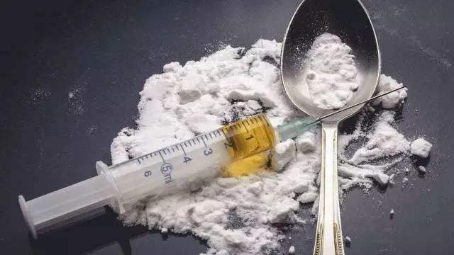 吸海洛因多少次會上癮？